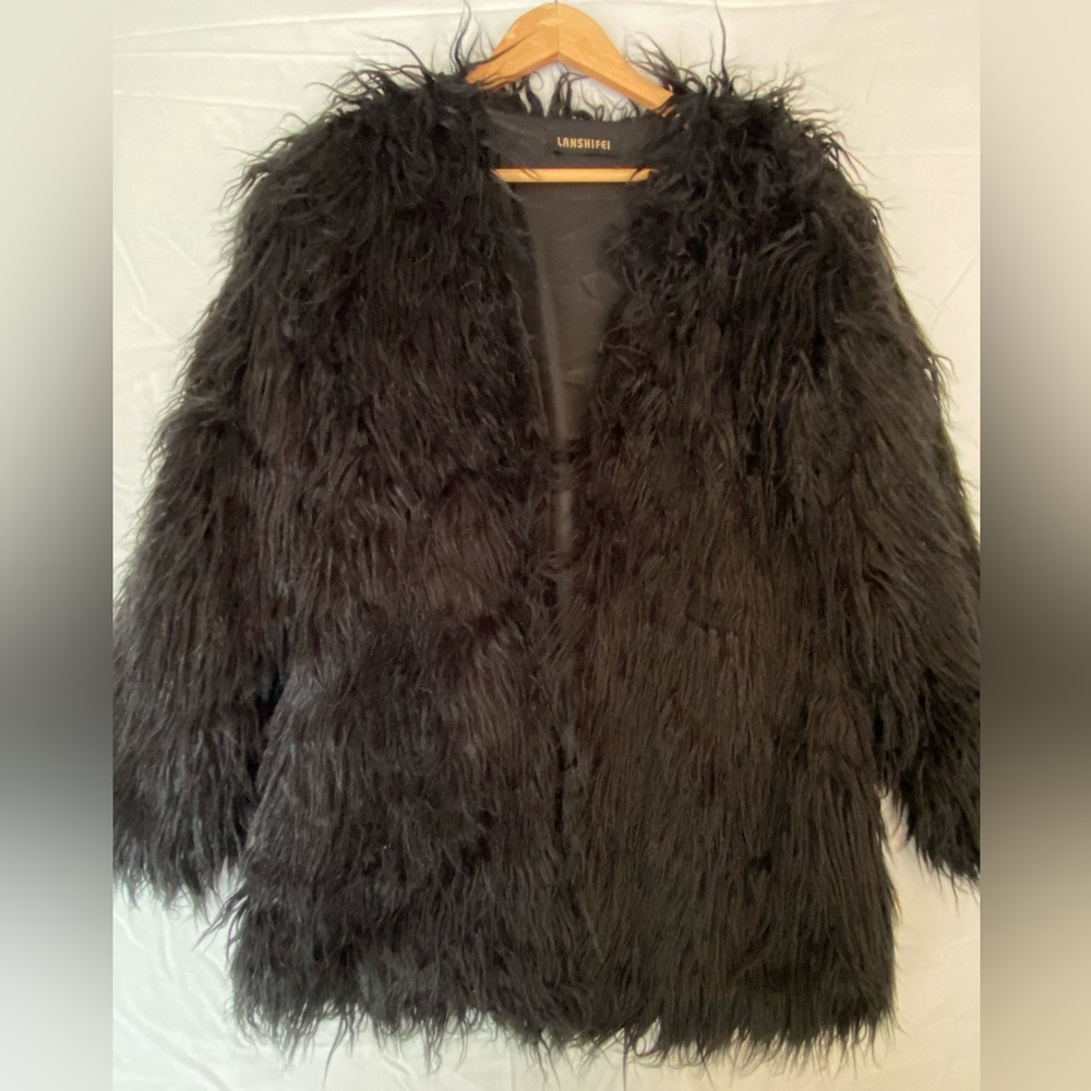 LanShiFei Faux Fur Shaggy Jacket Black Size Medium